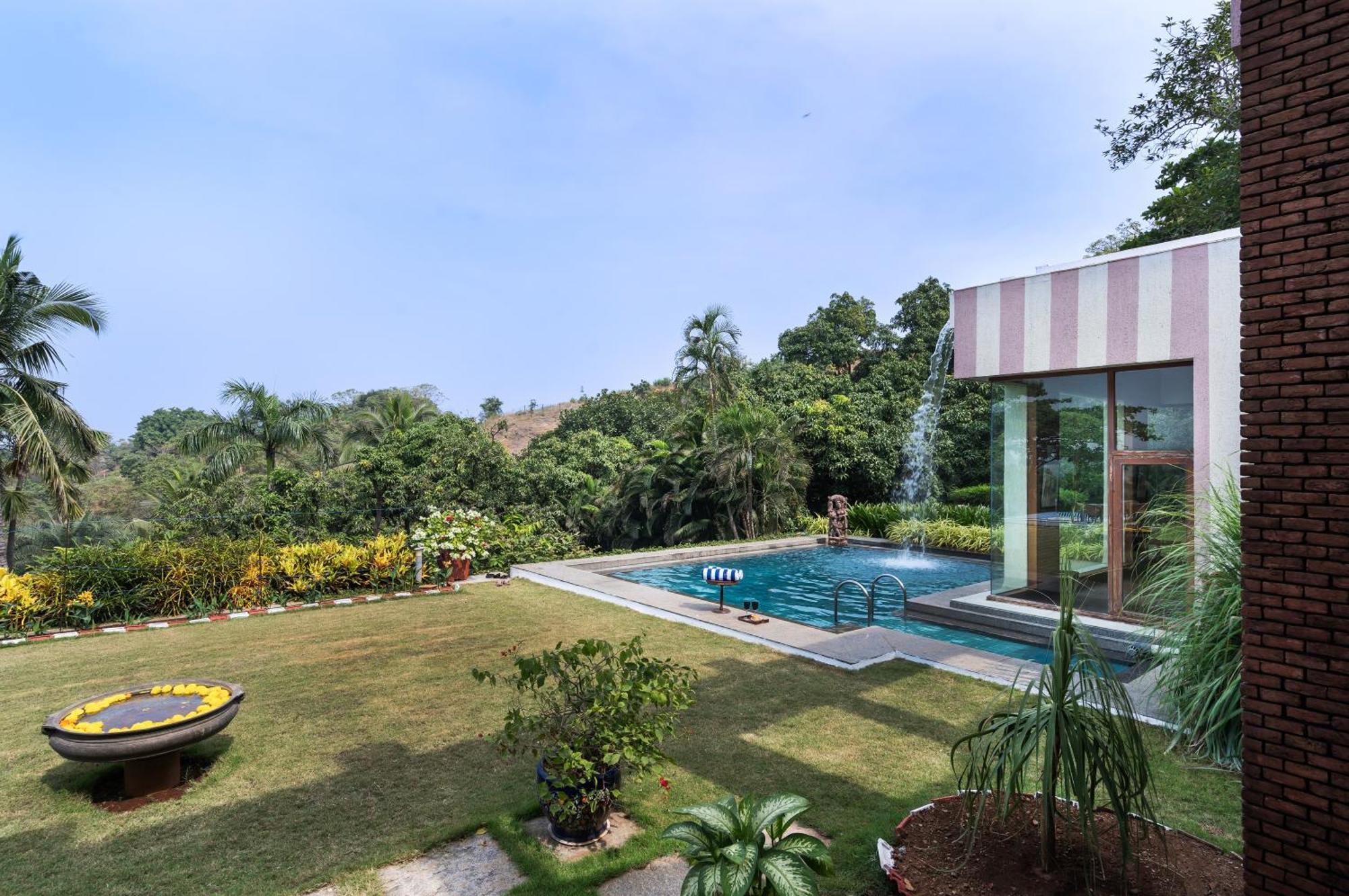 Saffronstays Pride Rock Mandve Esterno foto